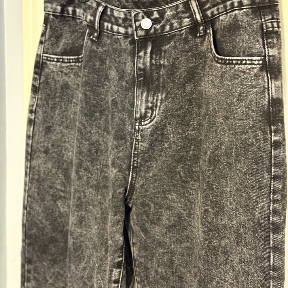 Women’s Black Acid Wash Jeans